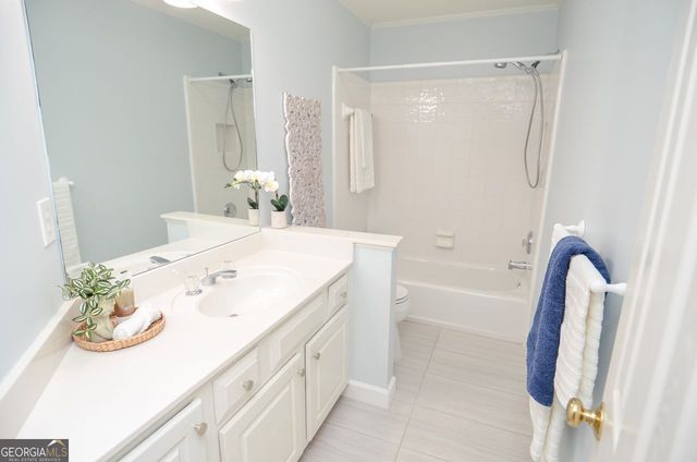 2217 Dunbar Trail SE, Smyrna, GA 30080