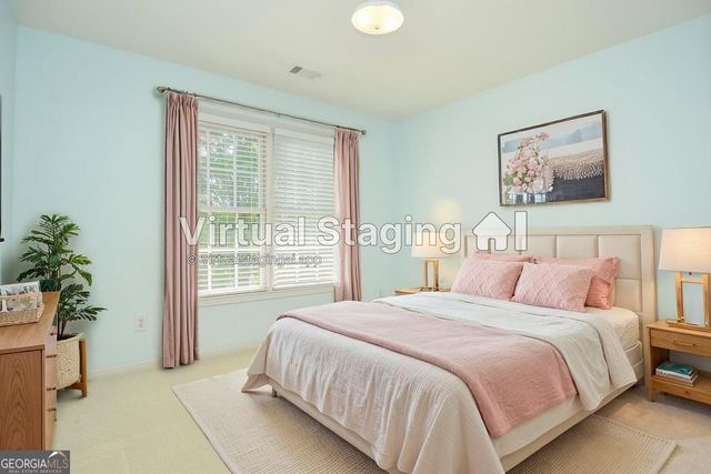 2217 Dunbar Trail SE, Smyrna, GA 30080