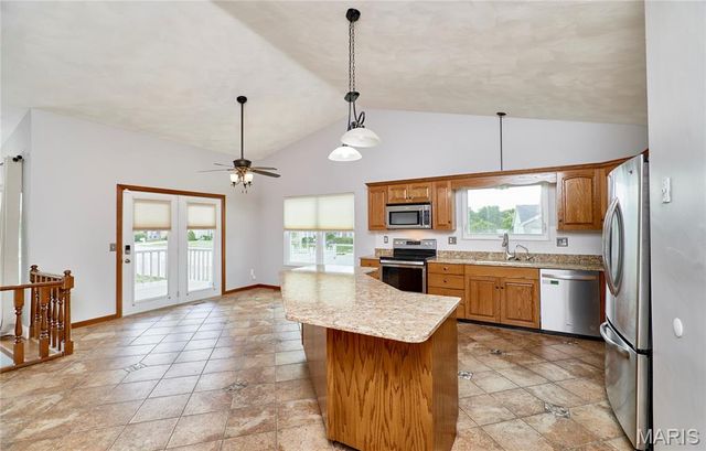 902 Phillip Court, O'fallon, IL 62269