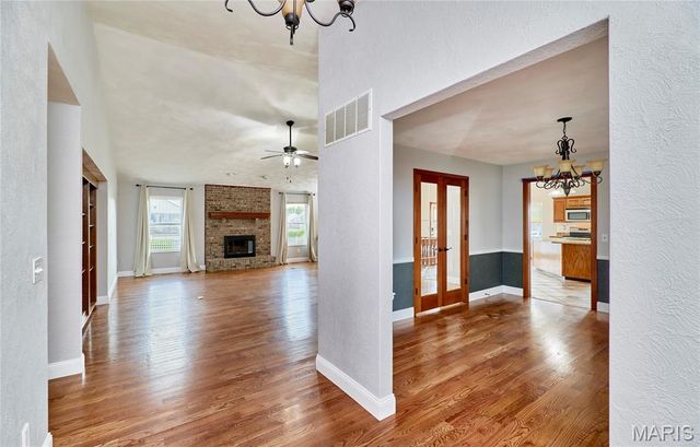 902 Phillip Court, O'fallon, IL 62269