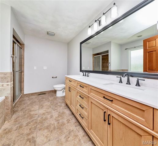 902 Phillip Court, O'fallon, IL 62269