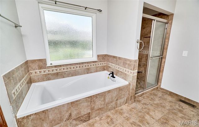 902 Phillip Court, O'fallon, IL 62269