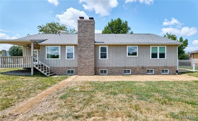 902 Phillip Court, O'fallon, IL 62269