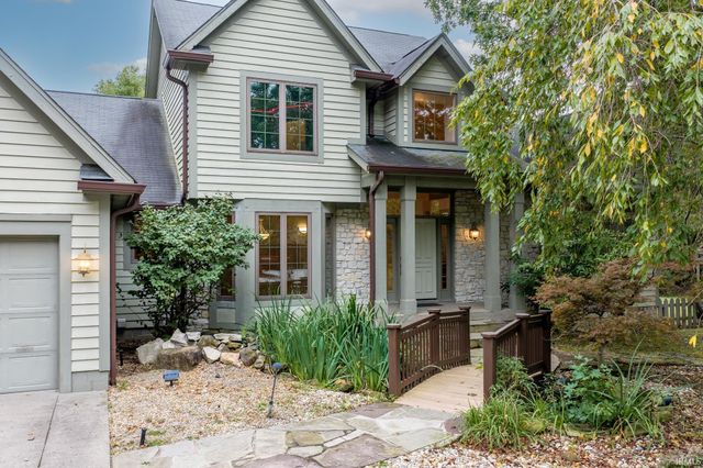 2605 S Trotters Run, Bloomington, IN 47401
