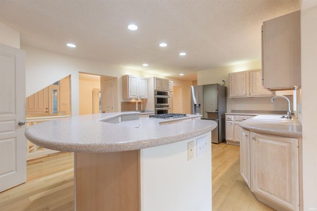 2605 S Trotters Run, Bloomington, IN 47401