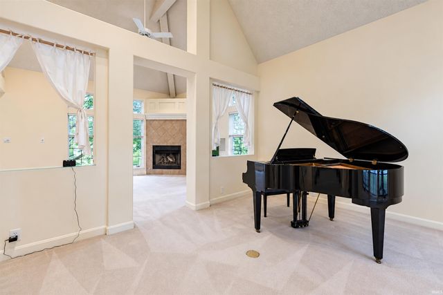2605 S Trotters Run, Bloomington, IN 47401