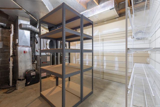 2605 S Trotters Run, Bloomington, IN 47401