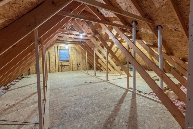 2605 S Trotters Run, Bloomington, IN 47401