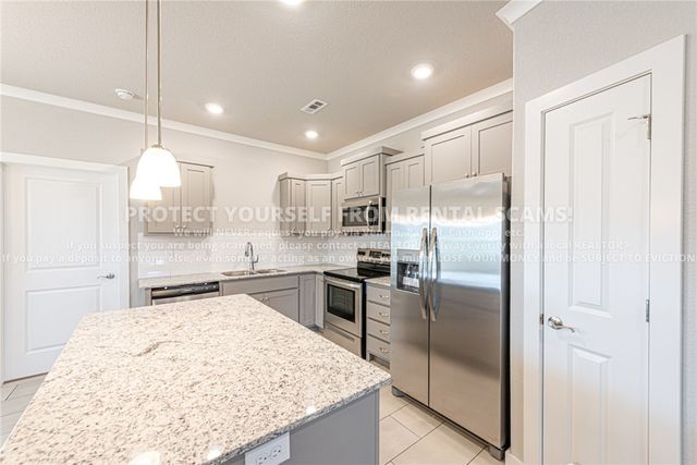4373 W Newton Avenue, Fayetteville, AR 72704