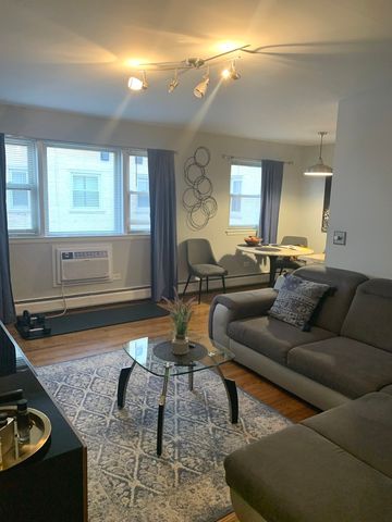 8245 Belmont Avenue 4F, River Grove, IL 60171