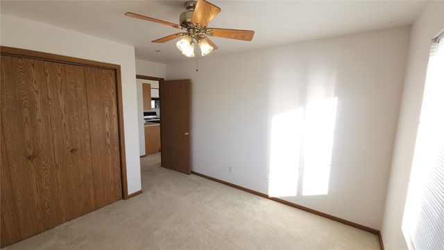 5525 Kacena Avenue 4, Marion, IA 52302