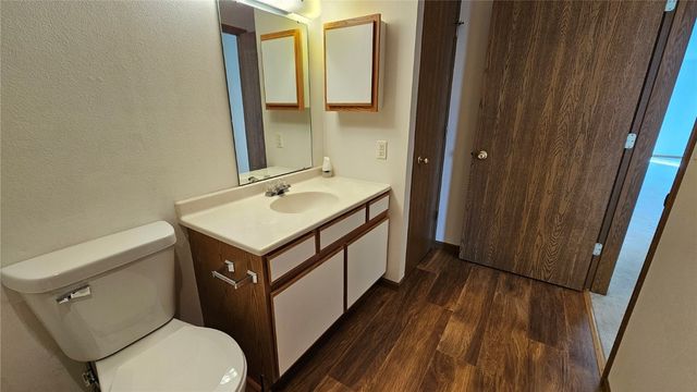 5525 Kacena Avenue 4, Marion, IA 52302