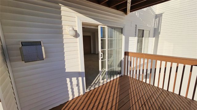 5525 Kacena Avenue 4, Marion, IA 52302