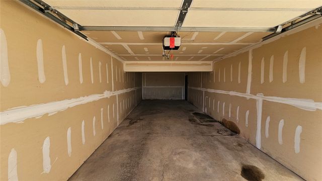 5525 Kacena Avenue 4, Marion, IA 52302