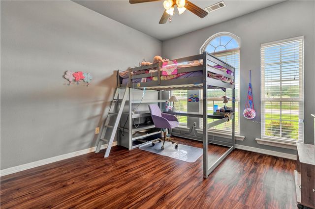 1990 Harris Drive, Fayetteville, AR 72701