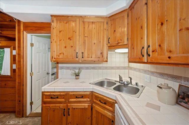 23734 Shady Lane, Crestline, CA 92325