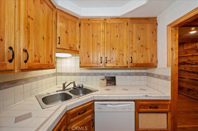 23734 Shady Lane, Crestline, CA 92325