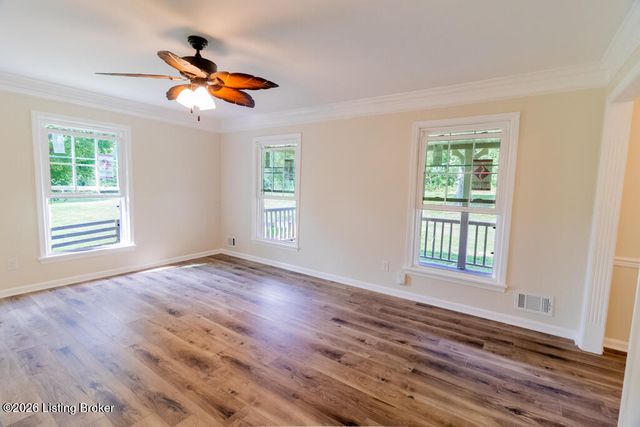 10700 Back Run Rd, Louisville, KY 40299