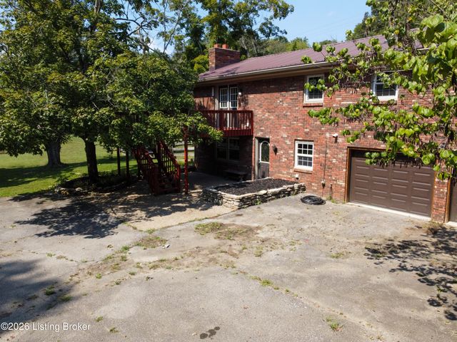 10700 Back Run Rd, Louisville, KY 40299