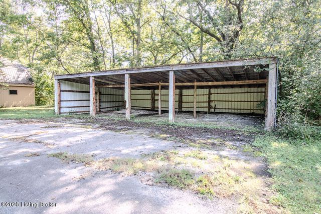 10700 Back Run Rd, Louisville, KY 40299