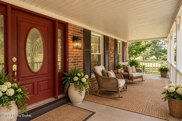 10700 Back Run Rd, Louisville, KY 40299