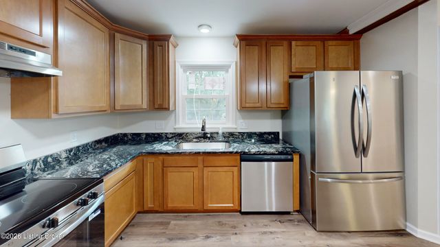 10700 Back Run Rd, Louisville, KY 40299
