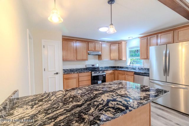 10700 Back Run Rd, Louisville, KY 40299