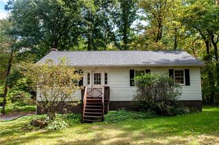 687 Bullcreek Rd, Butler, PA 16002