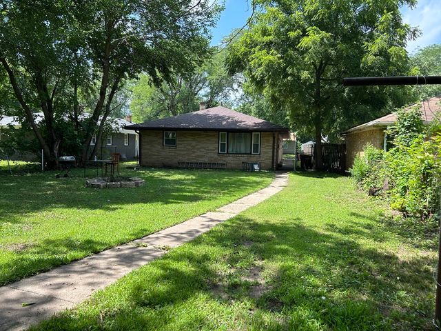 1103 Irving Avenue, Rockford, IL 61101