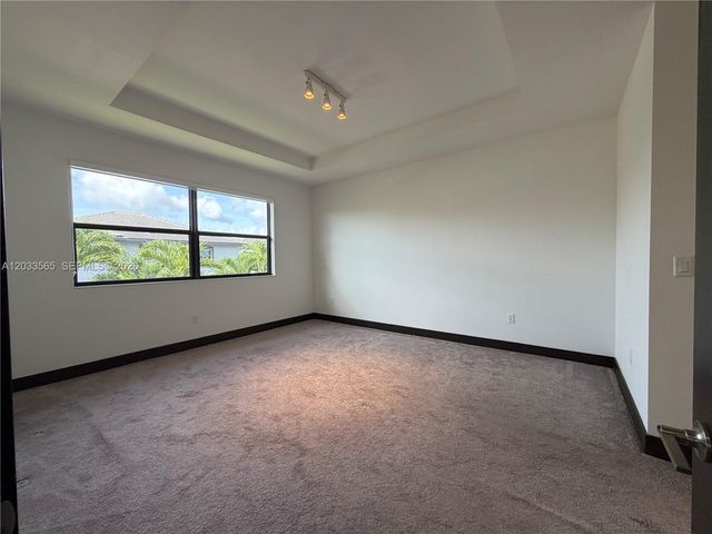 15976 SW 136th Terrace, Miami, FL 33196