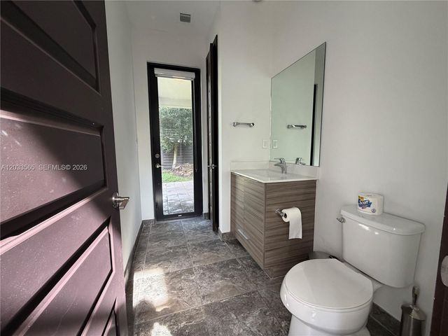 15976 SW 136th Terrace, Miami, FL 33196