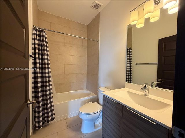 15976 SW 136th Terrace, Miami, FL 33196