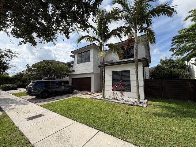 15976 SW 136th Terrace, Miami, FL 33196