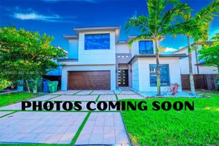15976 SW 136th Terrace, Miami, FL 33196
