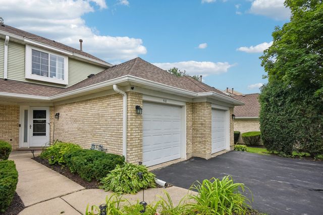418 Lakeview Circle, Bolingbrook, IL 60440