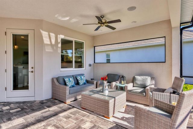 8089 SANDSTAR WAY, Sarasota, FL 34240