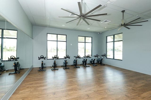 8089 SANDSTAR WAY, Sarasota, FL 34240