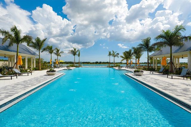 8089 SANDSTAR WAY, Sarasota, FL 34240