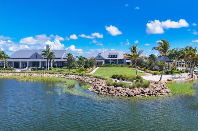 8089 SANDSTAR WAY, Sarasota, FL 34240