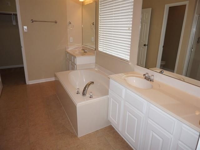 24230 Pine Canyon Falls, Tomball, TX 77375