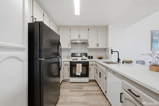 111 Oak Court, Daly City, CA 94014