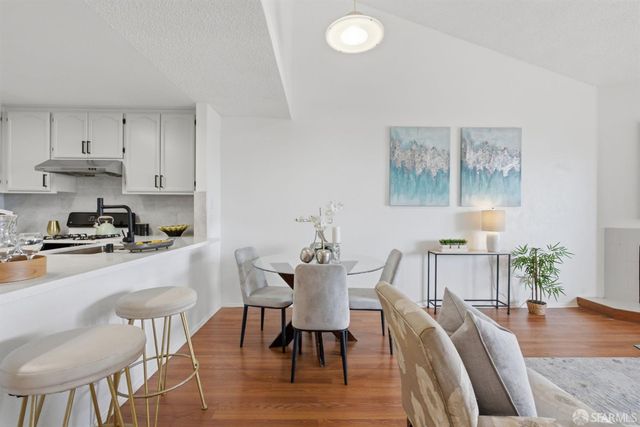 111 Oak Court, Daly City, CA 94014