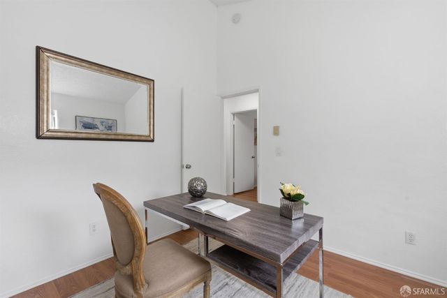 111 Oak Court, Daly City, CA 94014