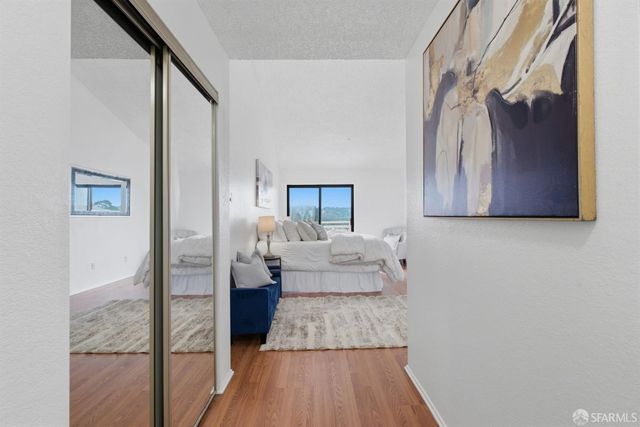 111 Oak Court, Daly City, CA 94014