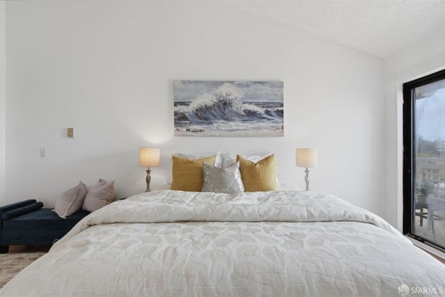 111 Oak Court, Daly City, CA 94014