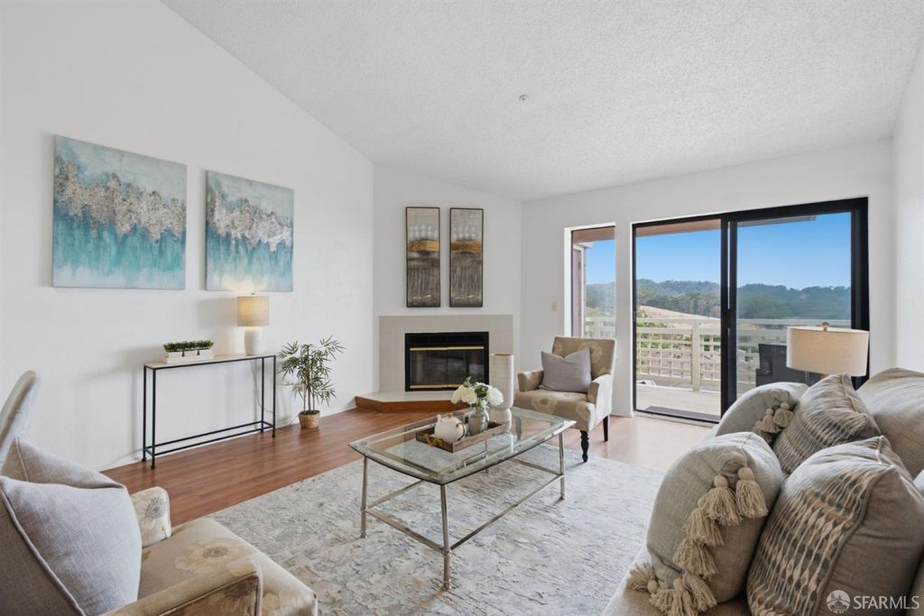 111 Oak Court, Daly City, CA 94014