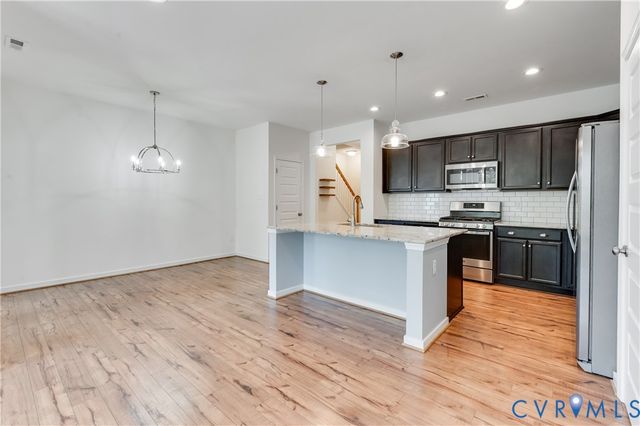 7129 Desert Candle Dr, Moseley, VA 23120