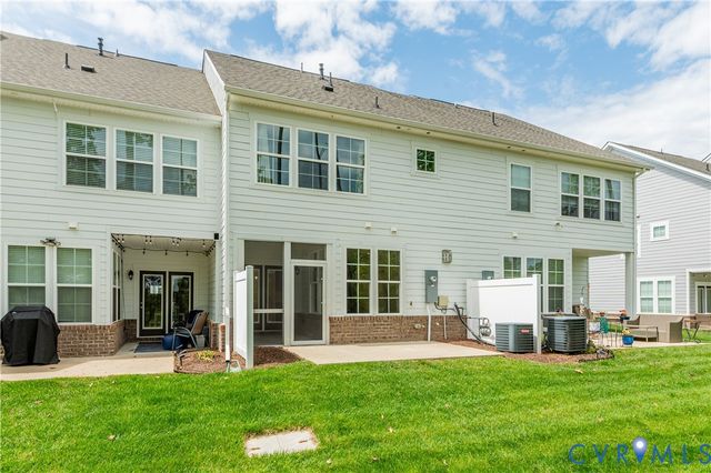7129 Desert Candle Dr, Moseley, VA 23120