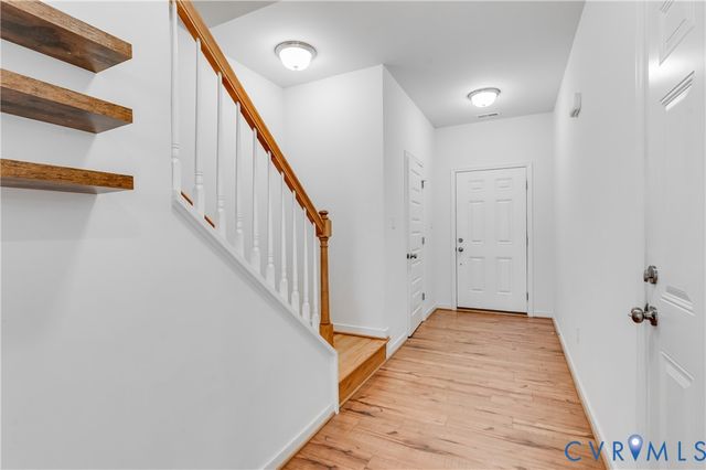 7129 Desert Candle Dr, Moseley, VA 23120