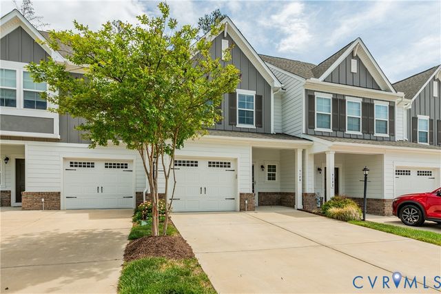 7129 Desert Candle Dr, Moseley, VA 23120